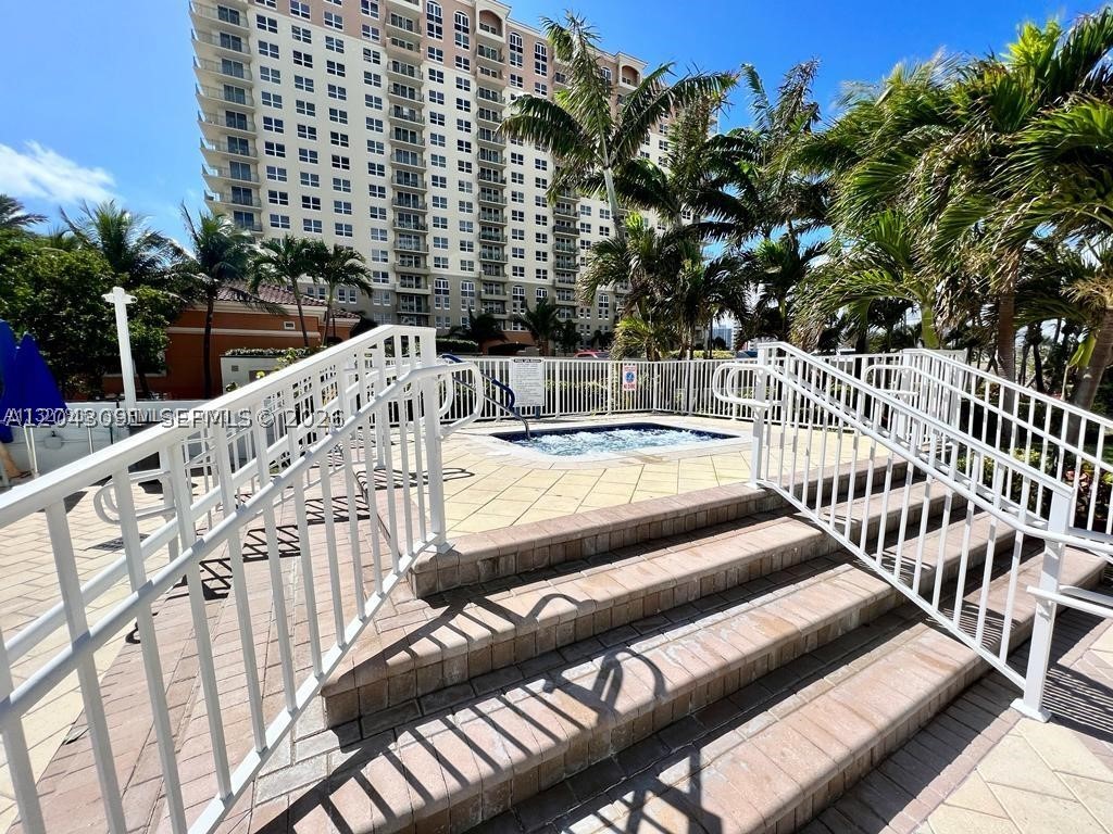 PARKER PLAZA CONDO ESTATE - Residential Lease