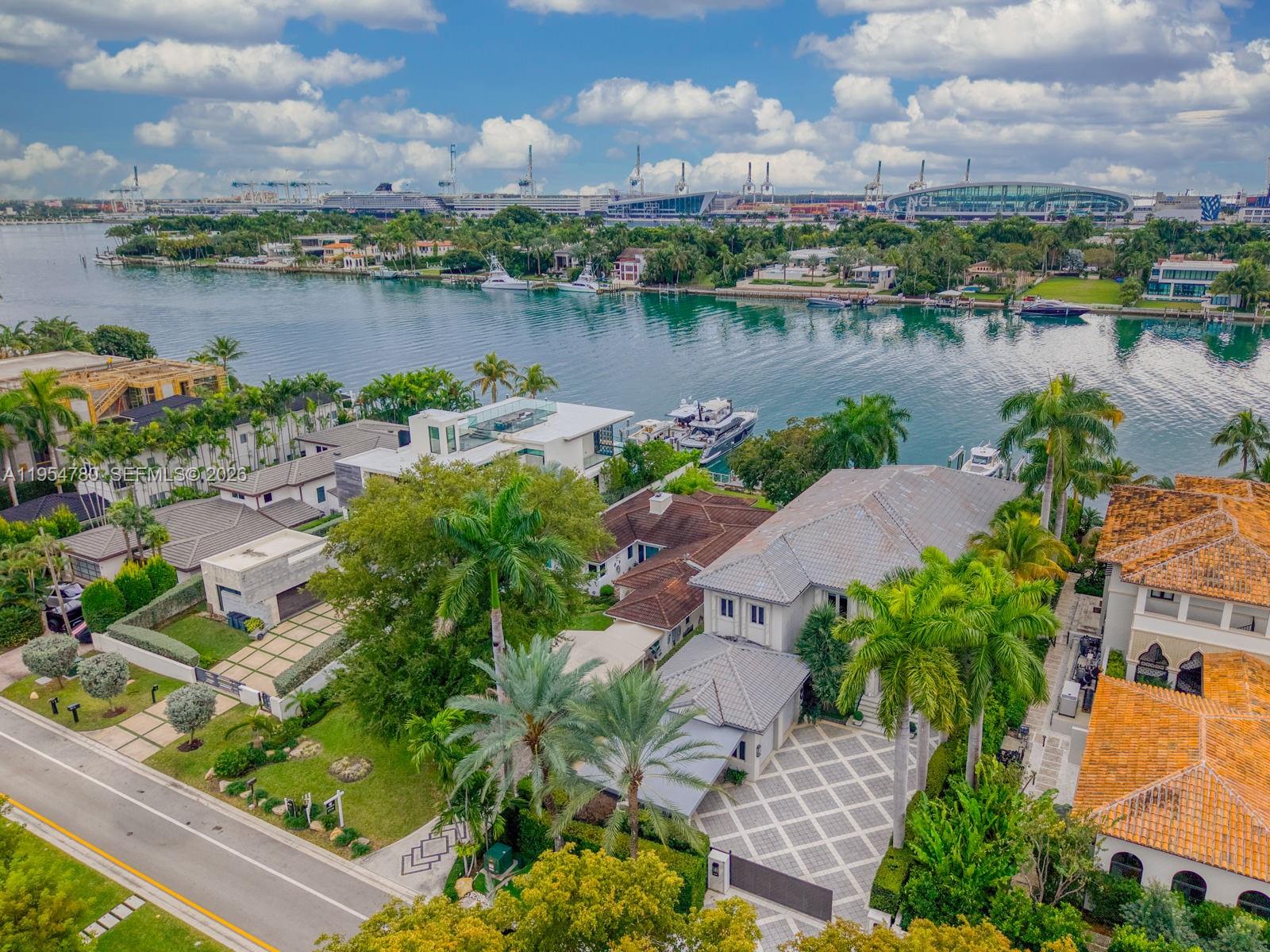HIBISCUS ISLAND - Residential