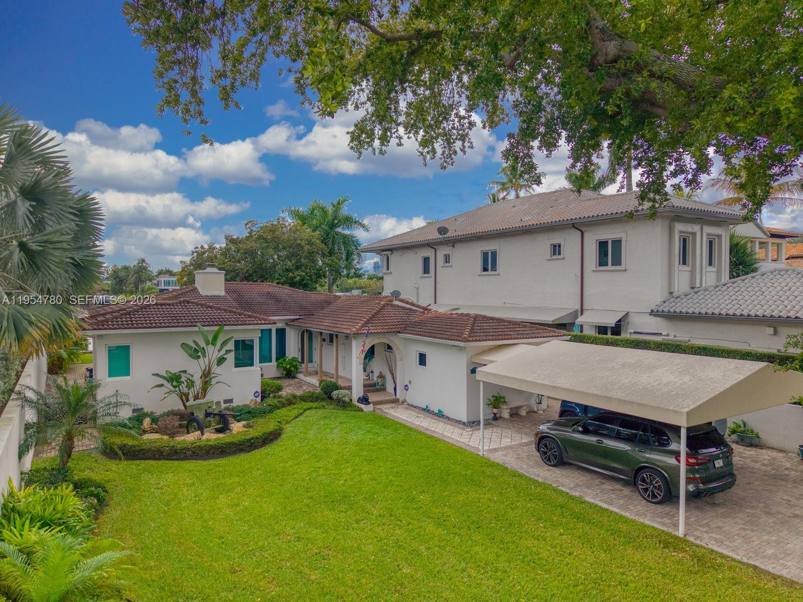 HIBISCUS ISLAND - Residential