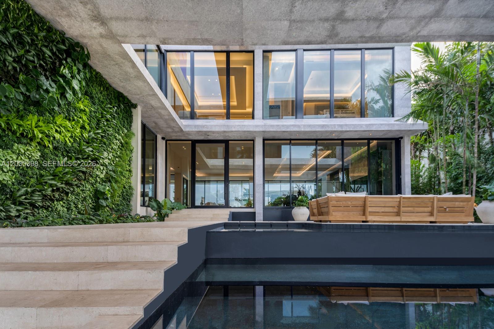 HIBISCUS ISLAND - Residential