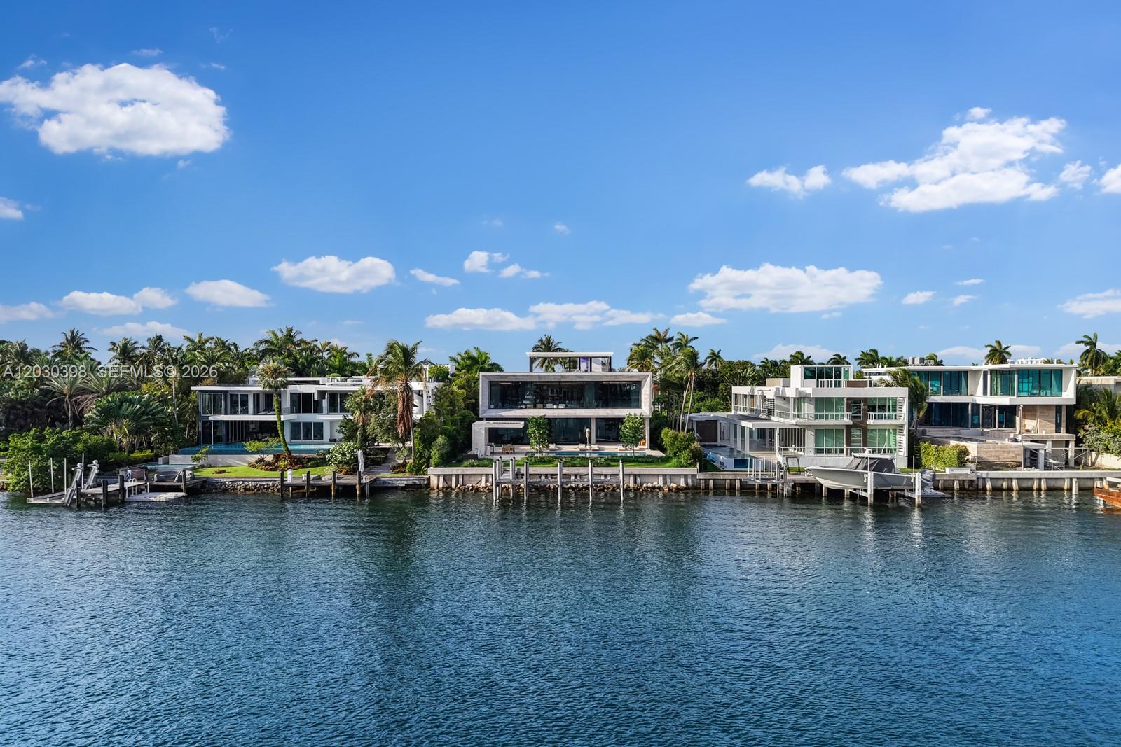 HIBISCUS ISLAND - Residential