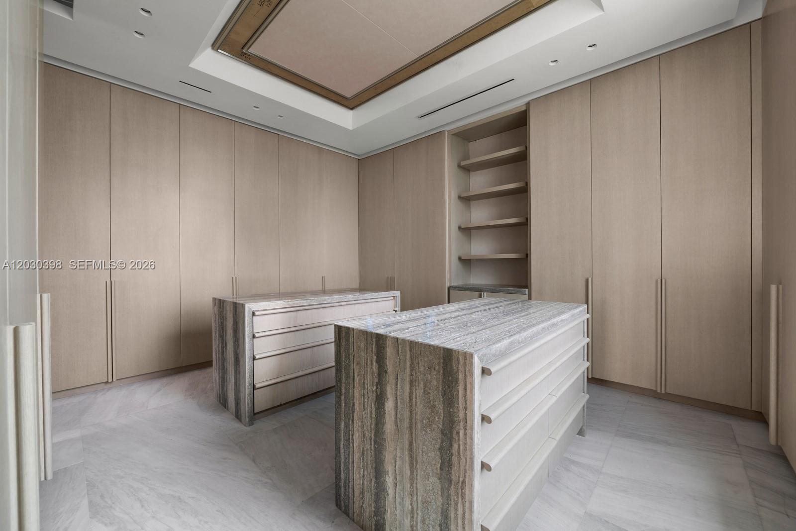 HIBISCUS ISLAND - Residential