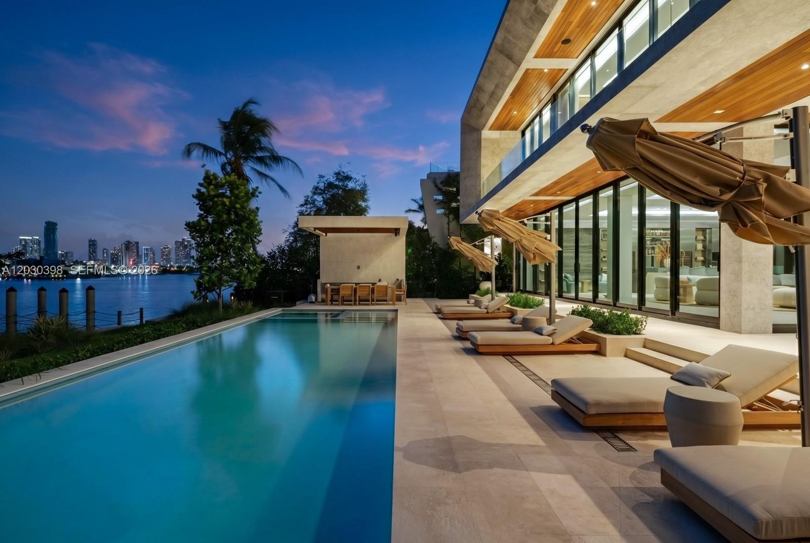 HIBISCUS ISLAND - Residential