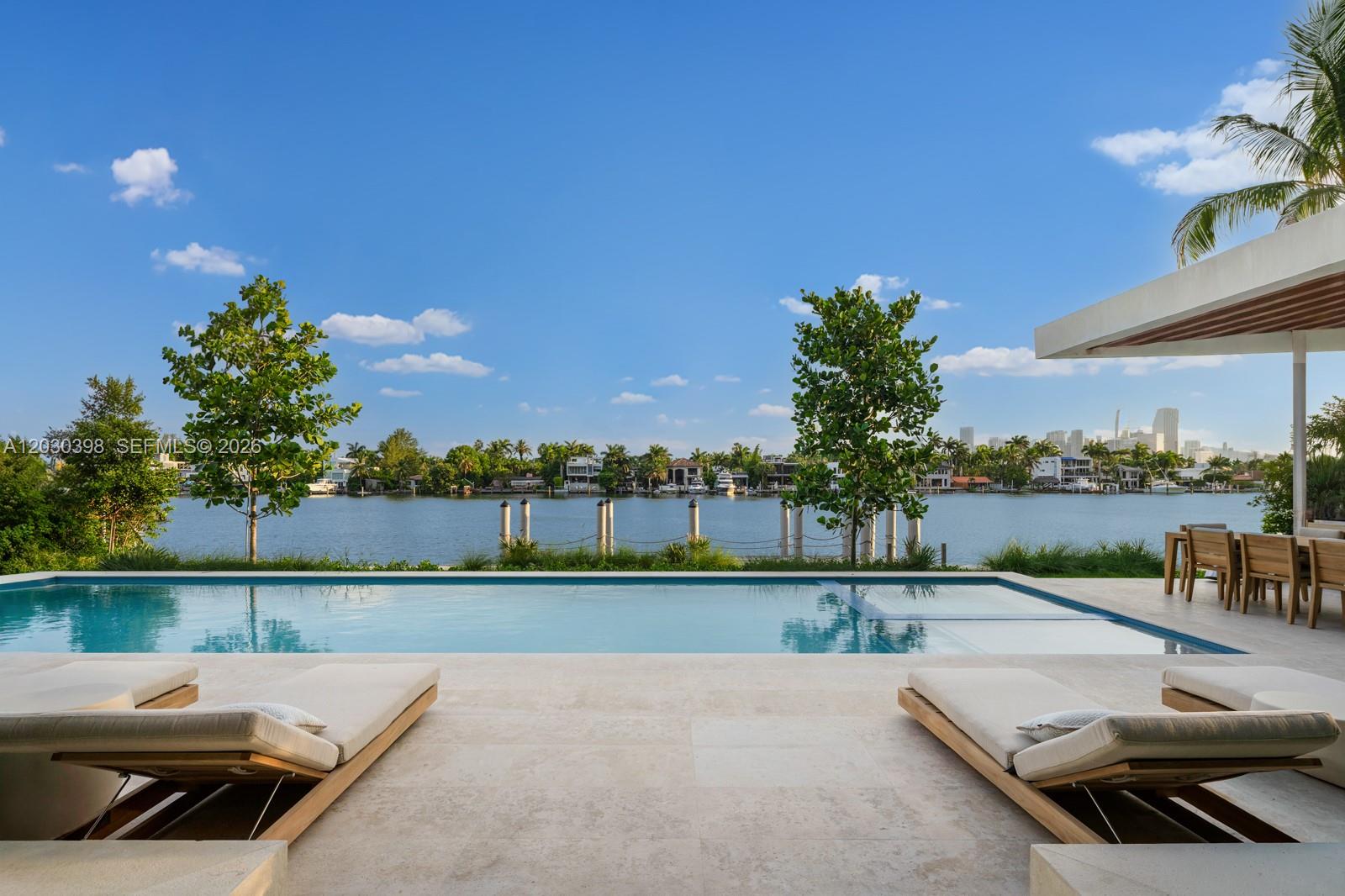 HIBISCUS ISLAND - Residential