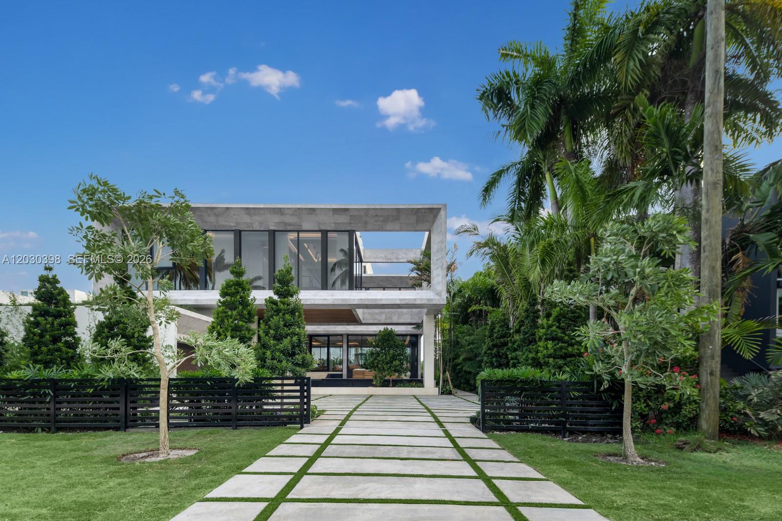 HIBISCUS ISLAND - Residential