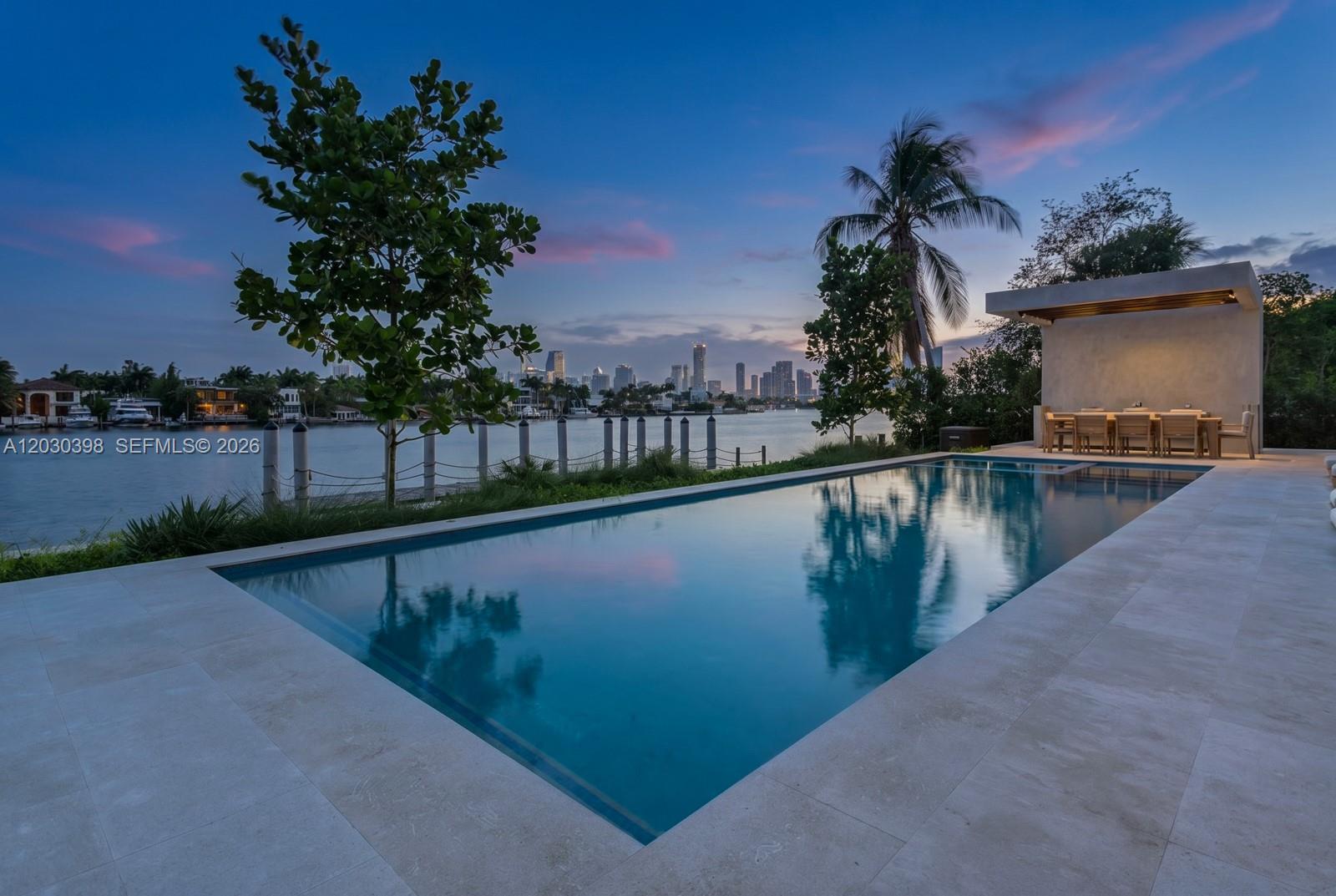 HIBISCUS ISLAND - Residential
