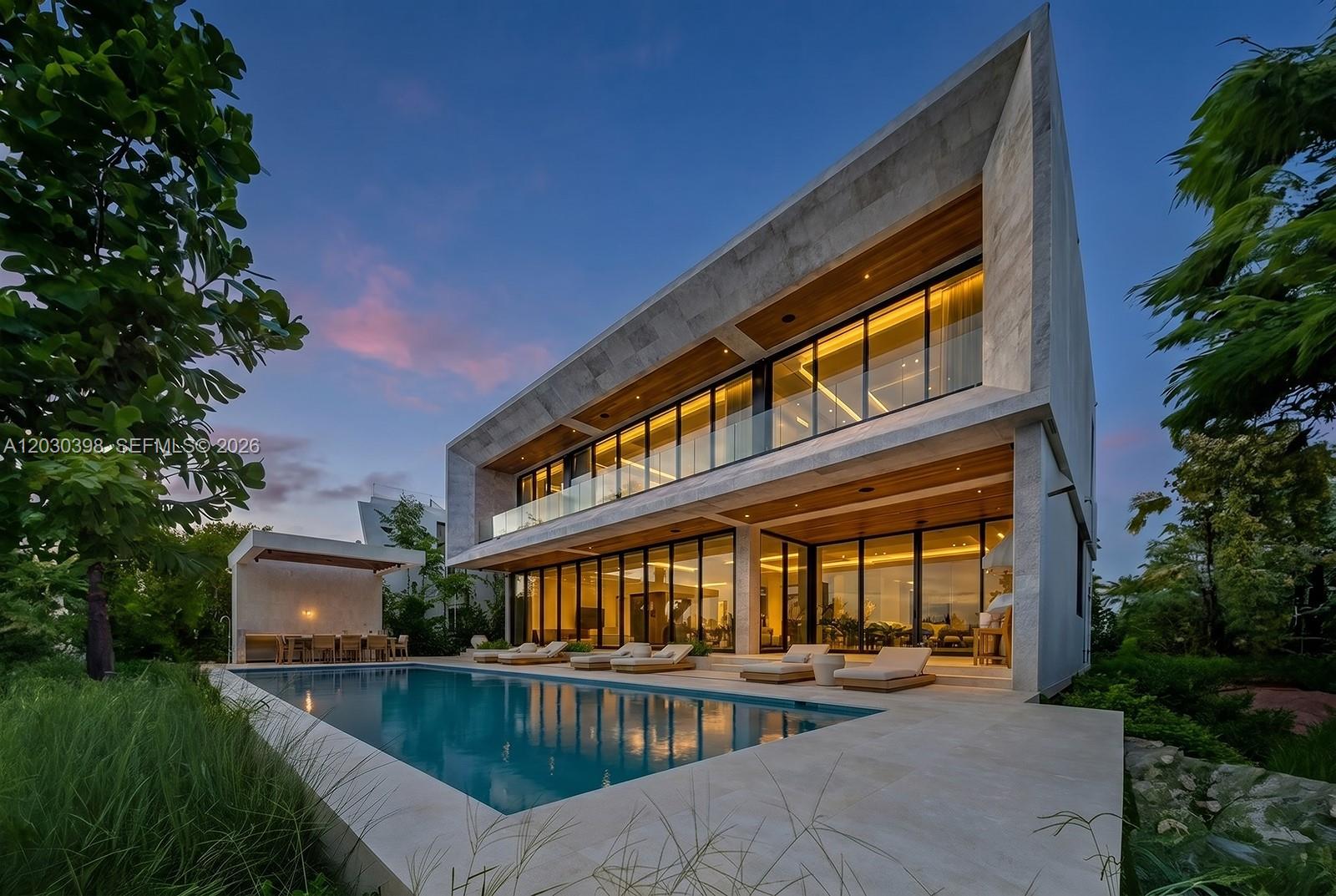 HIBISCUS ISLAND - Residential