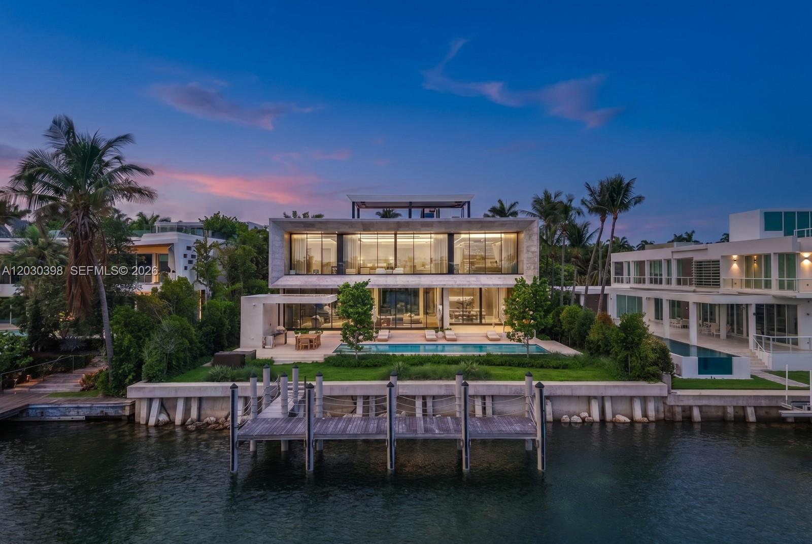 HIBISCUS ISLAND - Residential