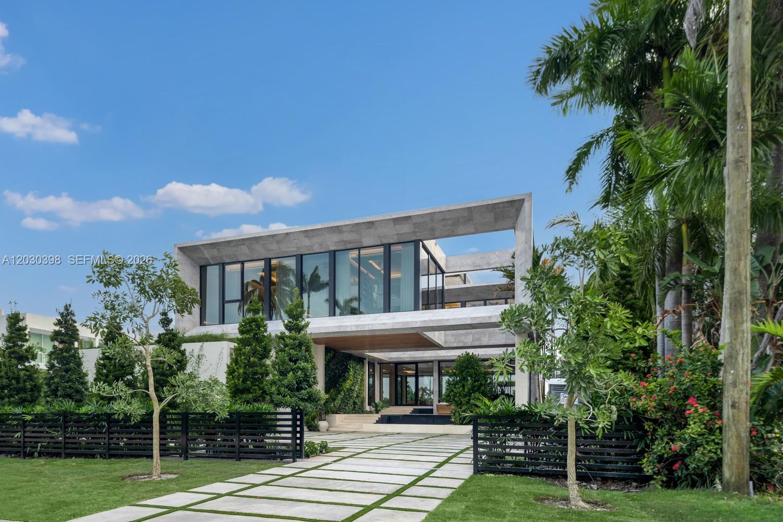 HIBISCUS ISLAND - Residential