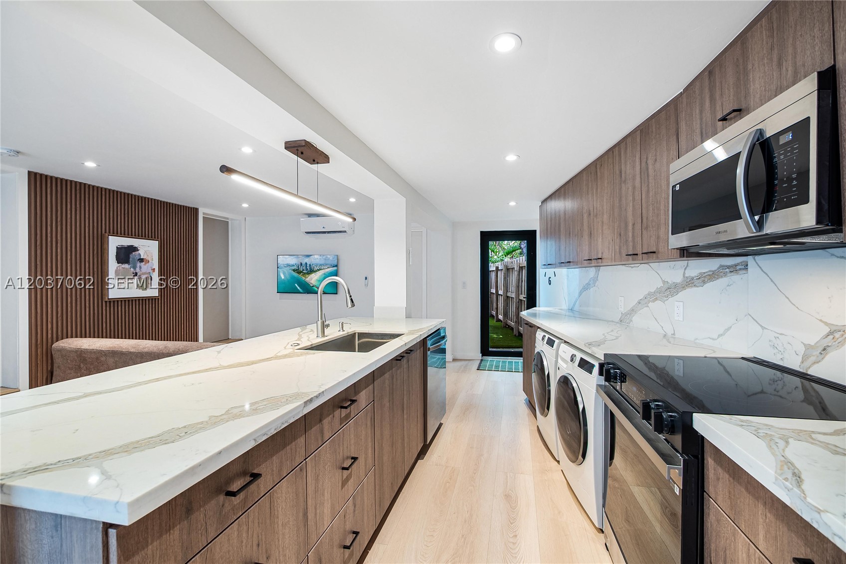 EAST SHENANDOAH - Residential Lease