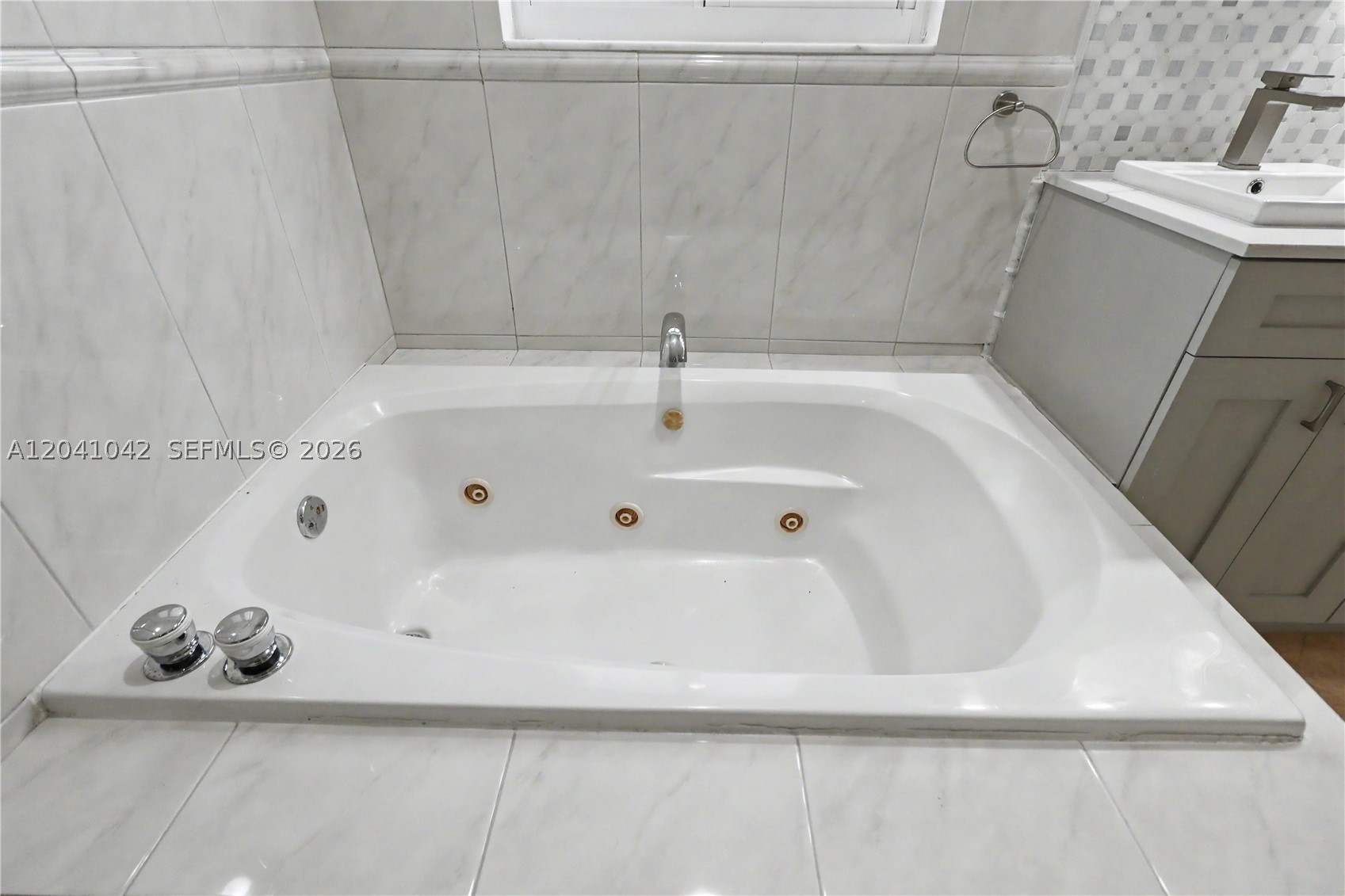OLD CUTLER ESTATES SEC 4 - Residential