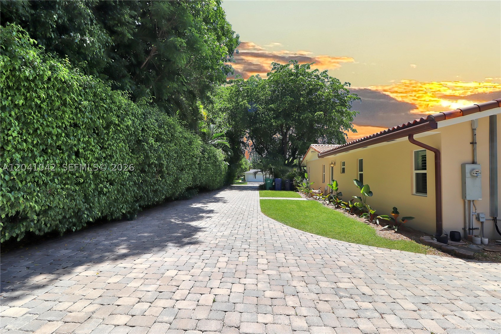 OLD CUTLER ESTATES SEC 4 - Residential