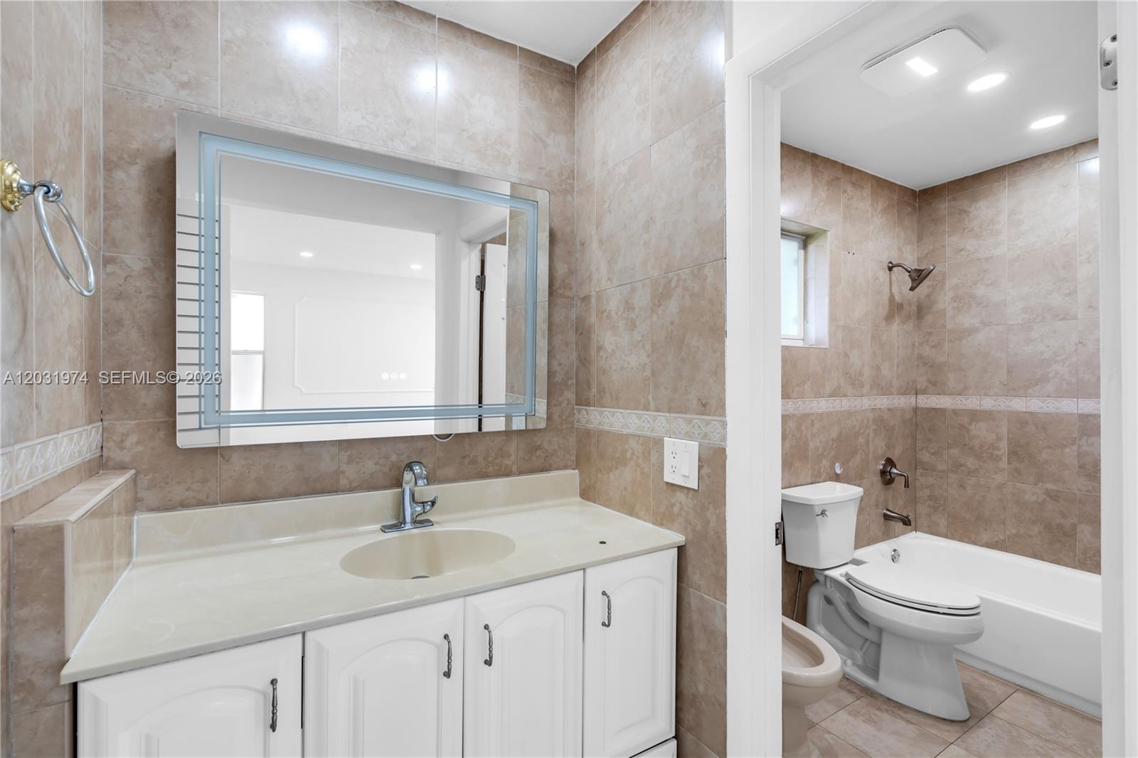BRIAR BAY URBAN PARK SEC - Residential