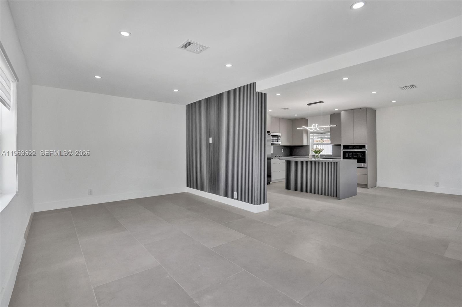 Hollywood Lawns - Residential
