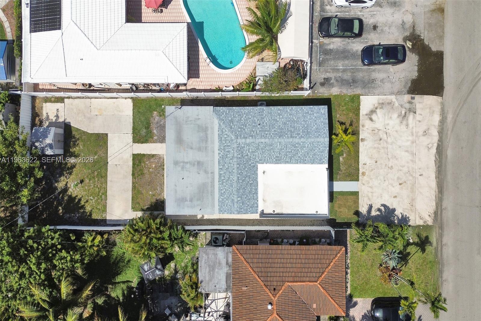 Hollywood Lawns - Residential