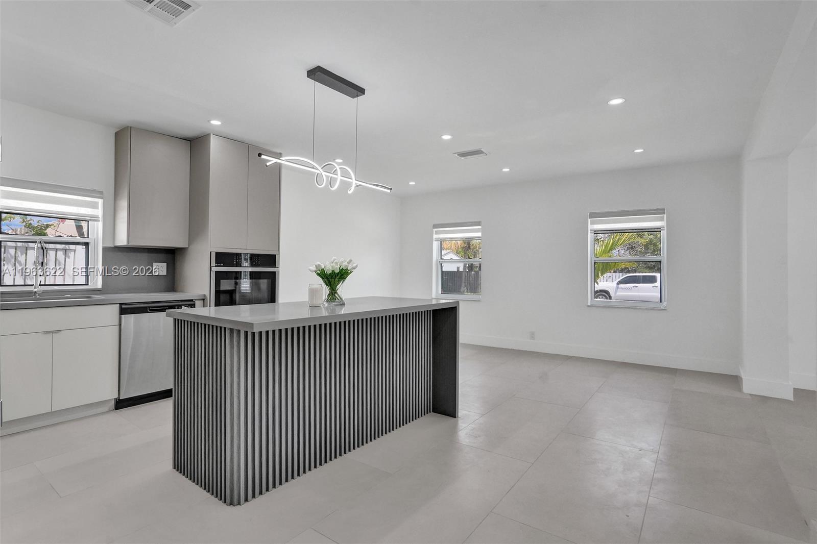 Hollywood Lawns - Residential