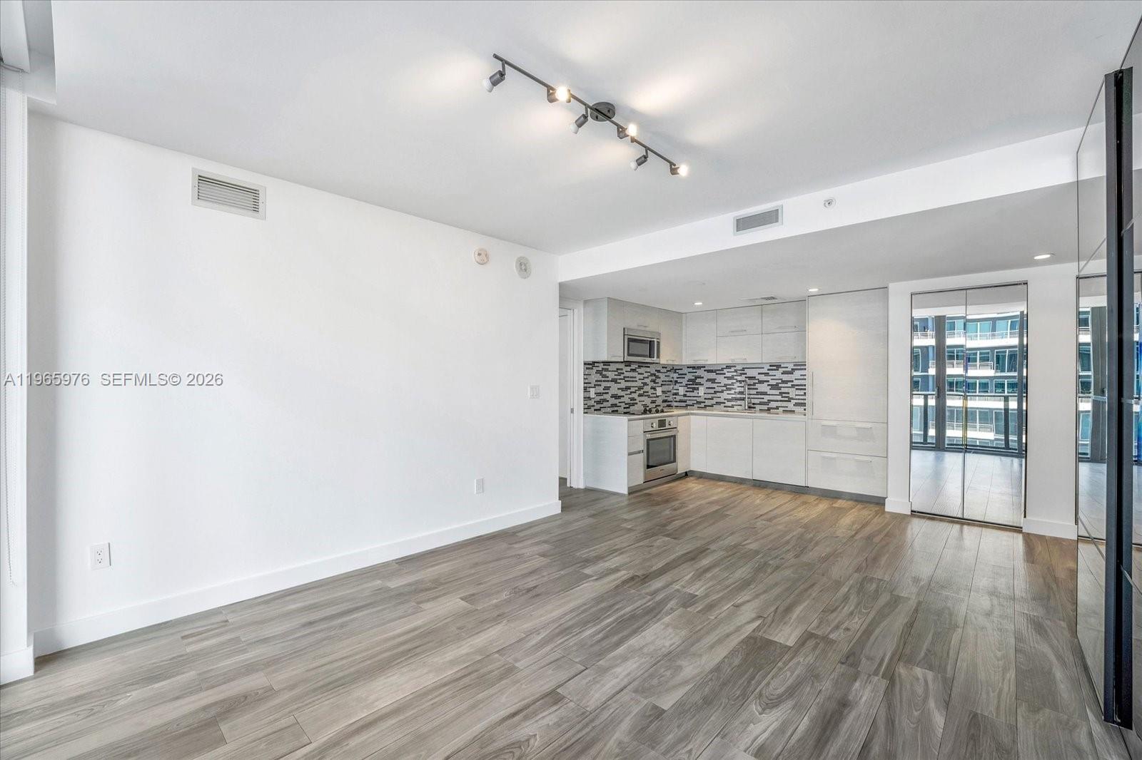 1300 S MIAMI AVENUE CONDO - Residential