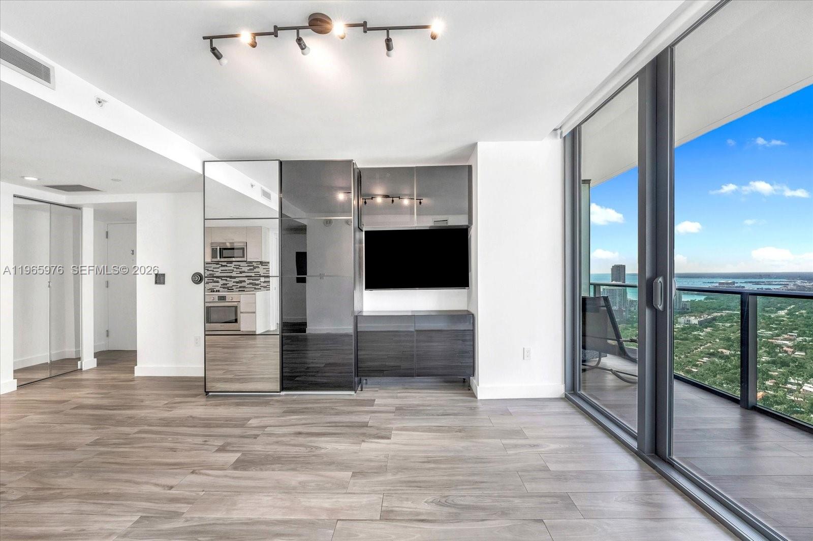 1300 S MIAMI AVENUE CONDO - Residential