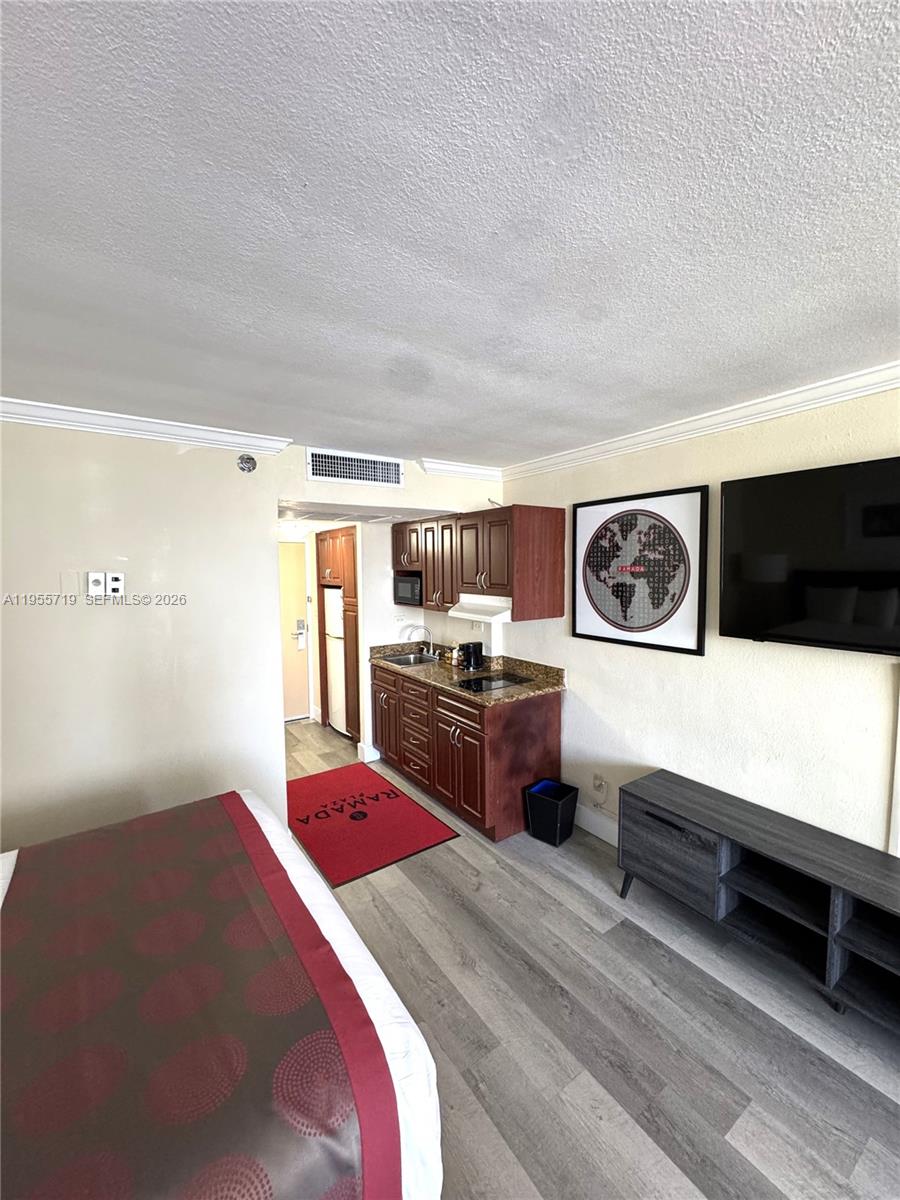 THE AVENTURA BEACH CLUB C - Residential