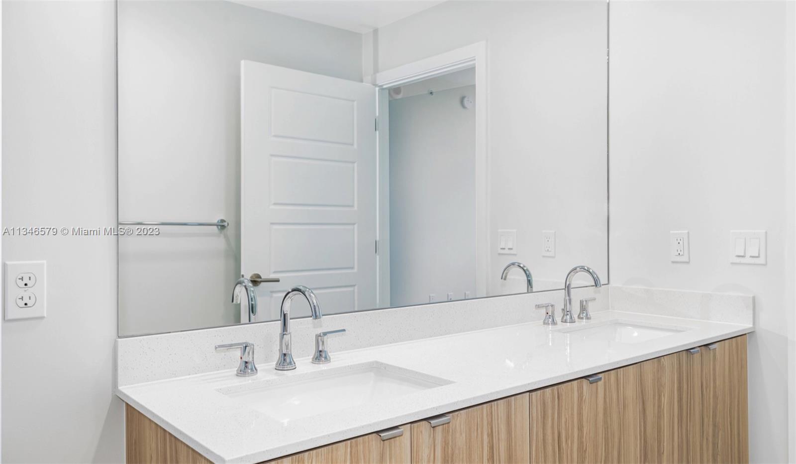 District Flagler Village - Residential Lease