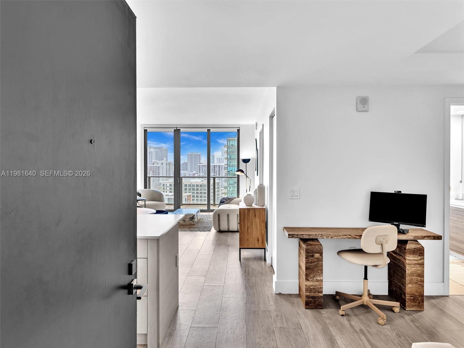 3401 MIDTOWN CONDO - Residential
