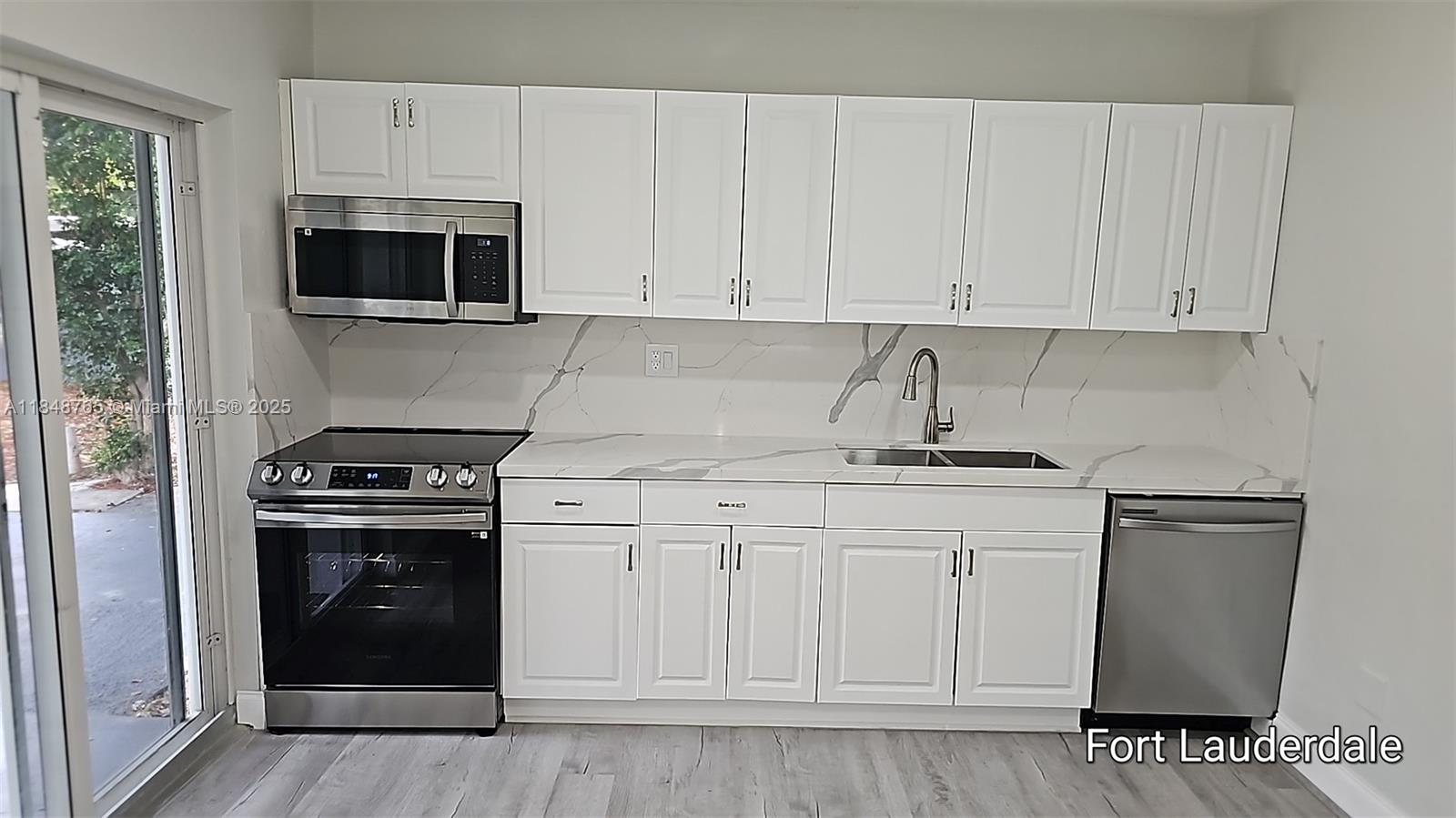 WOODLAND PARK AMD PLAT - Residential Lease