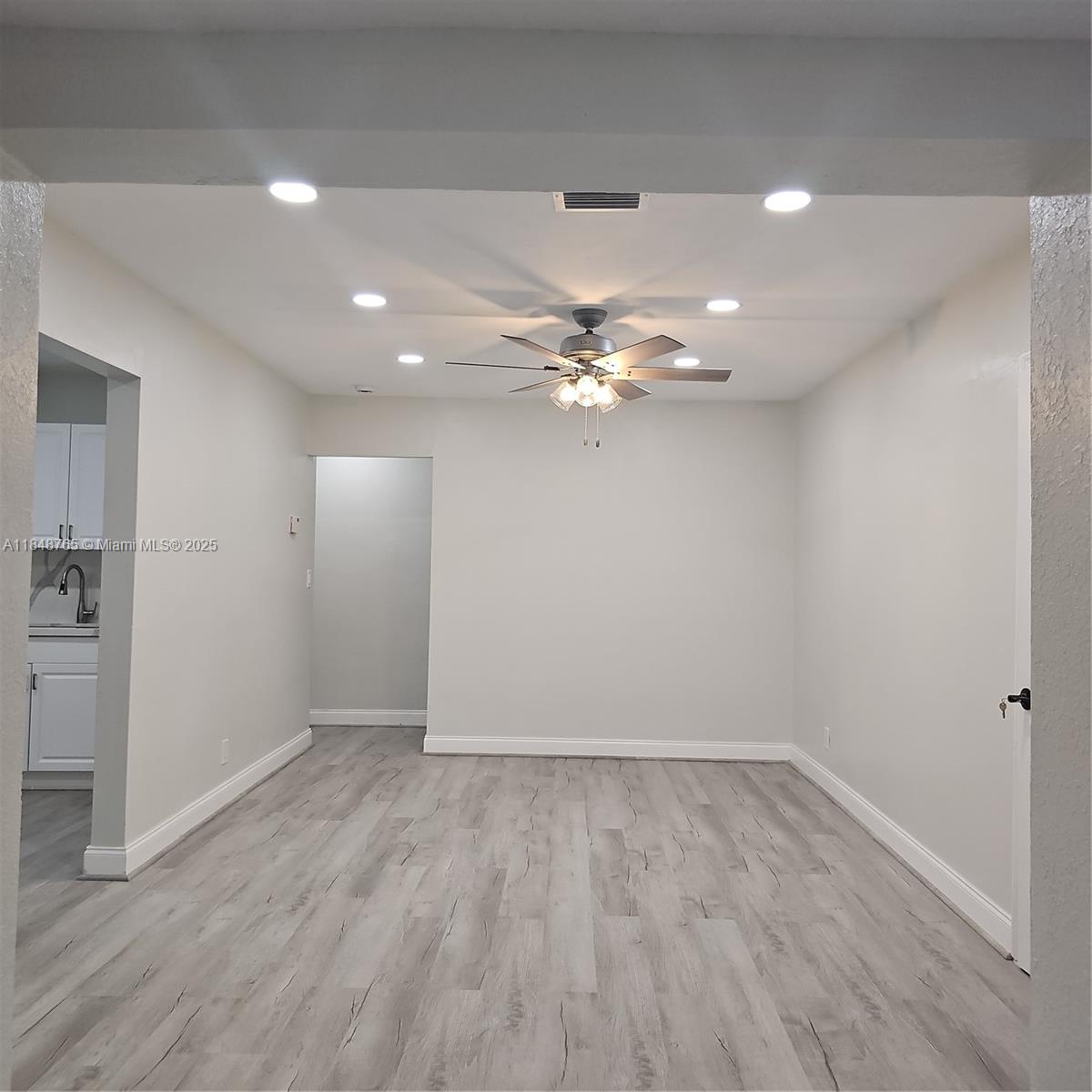 WOODLAND PARK AMD PLAT - Residential Lease