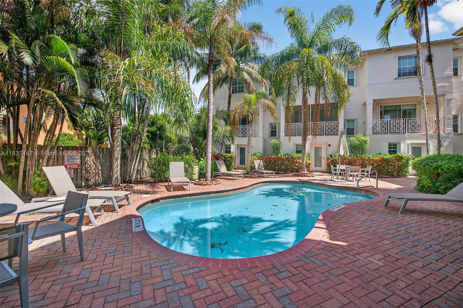 WAVERLY PLACE - Residential Lease