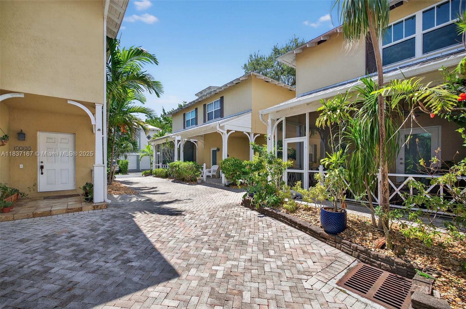 WAVERLY PLACE - Residential Lease