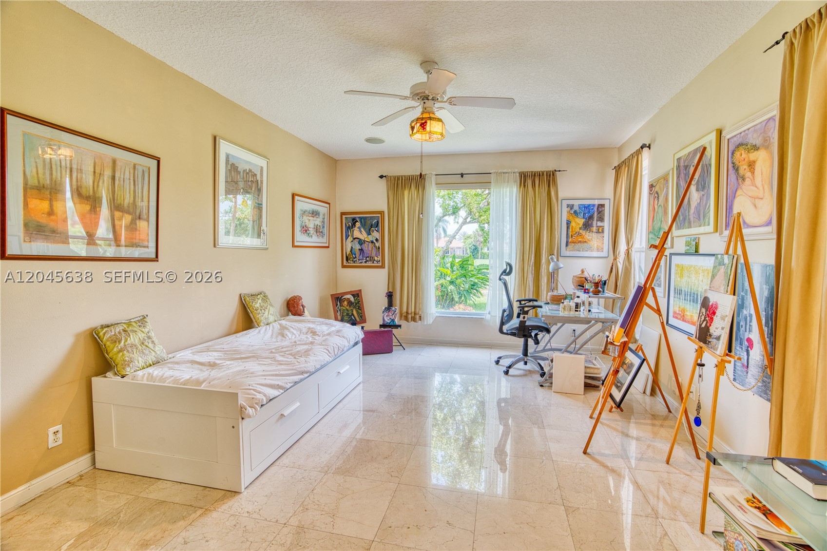 GENERAL POINTE - Residential