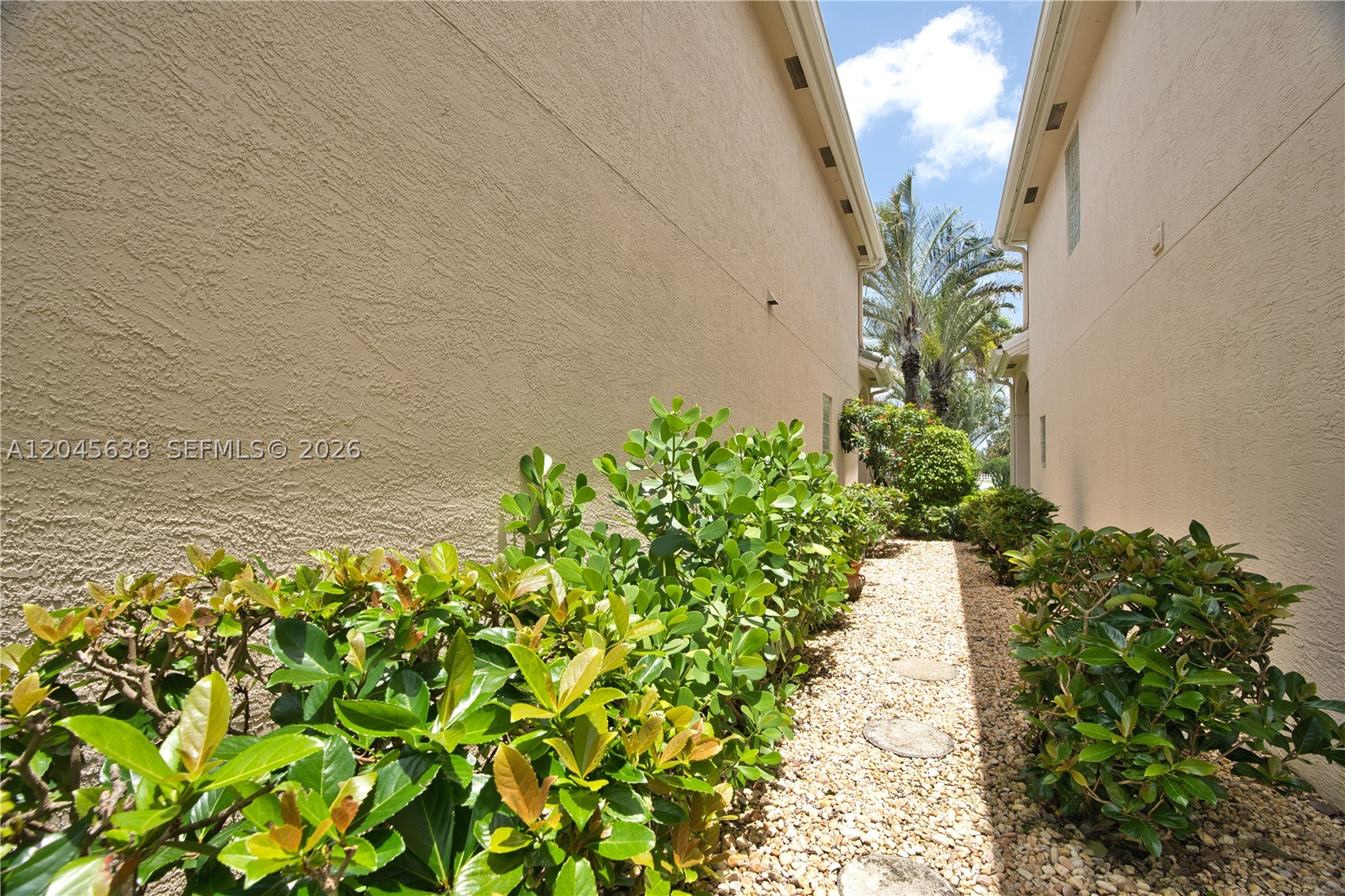 GENERAL POINTE - Residential