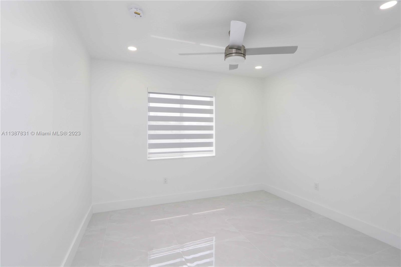 LINCOLN CITY SEC A - Residential Lease
