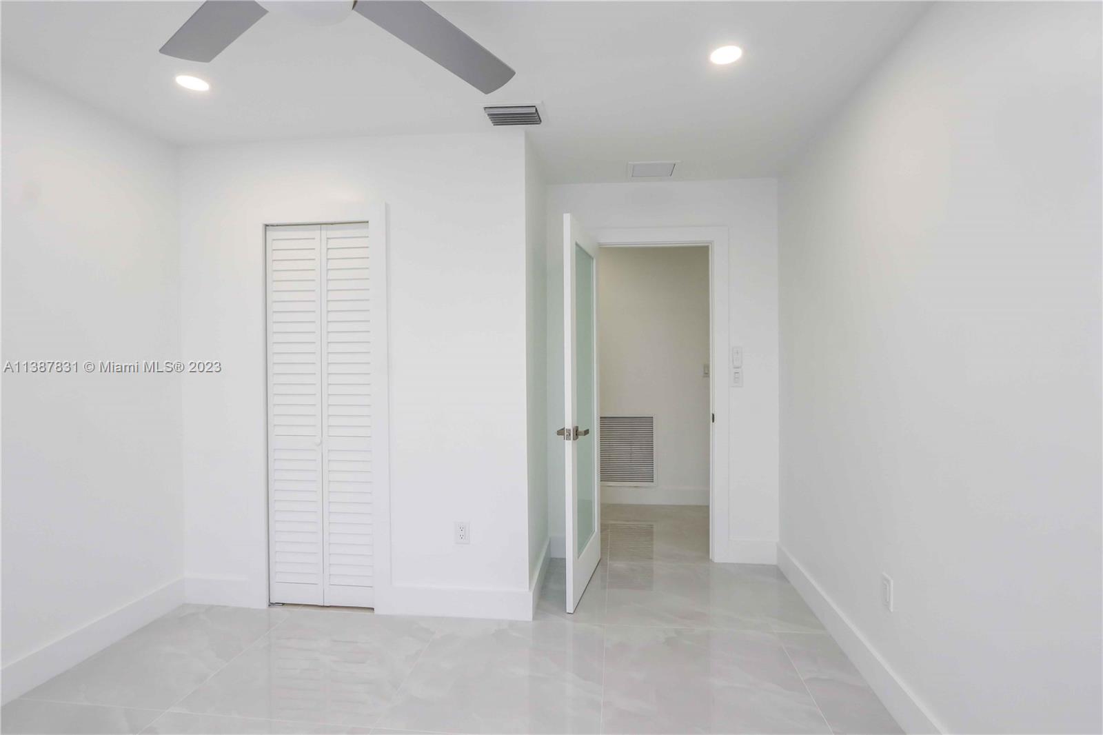 LINCOLN CITY SEC A - Residential Lease