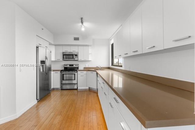 THE WAVERLY AT SOUTH BEAC - Residential Lease