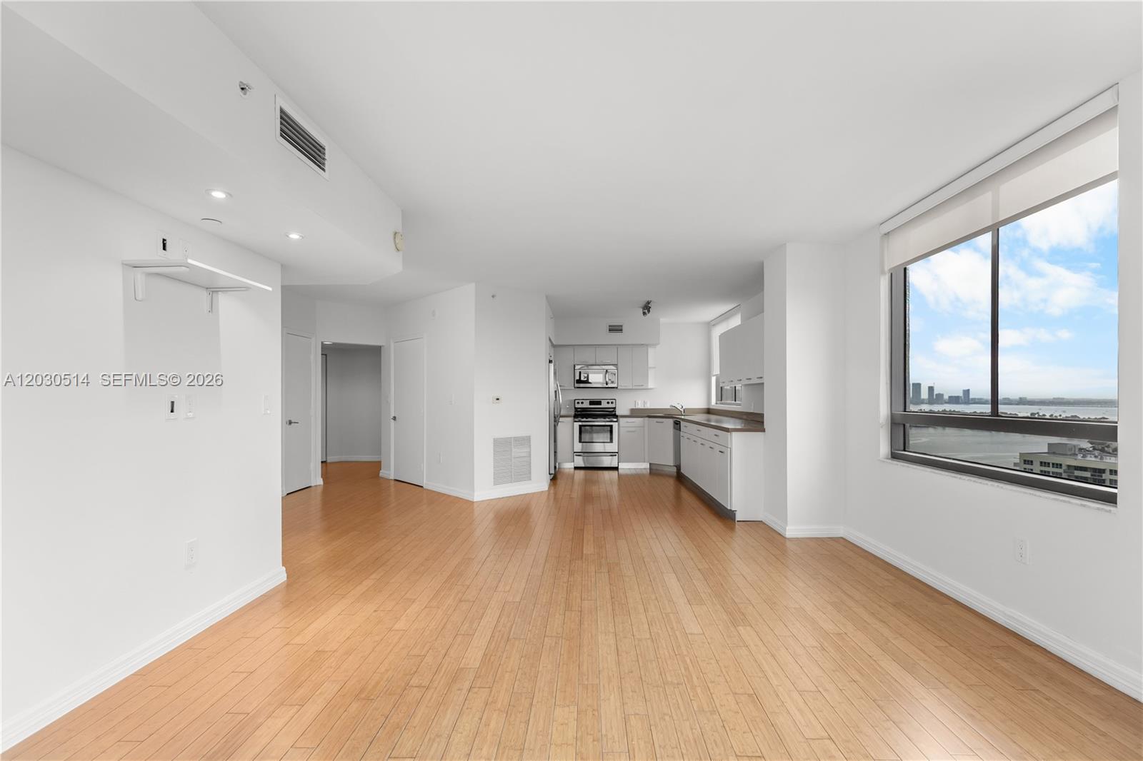 THE WAVERLY AT SOUTH BEAC - Residential Lease
