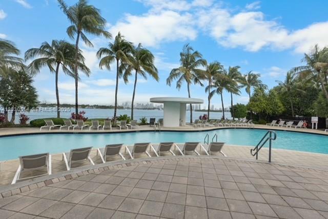 THE WAVERLY AT SOUTH BEAC - Residential Lease