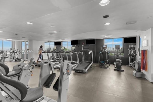 THE WAVERLY AT SOUTH BEAC - Residential Lease