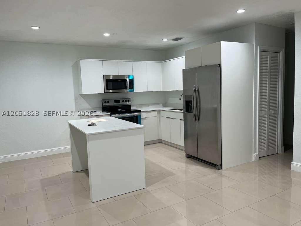 MYRTLE GROVE 1ST ADDN - Residential