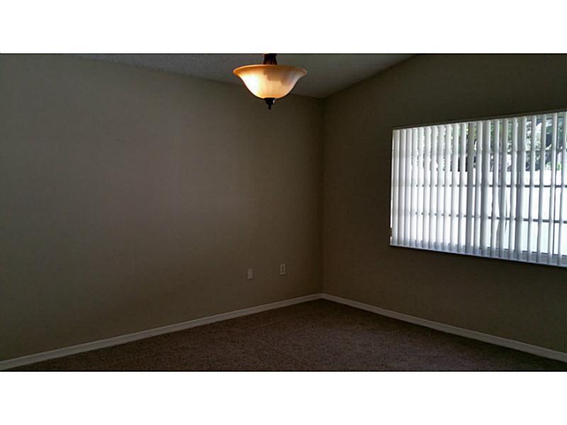 SILVER LAKES AT PEMBROKE - Residential Lease