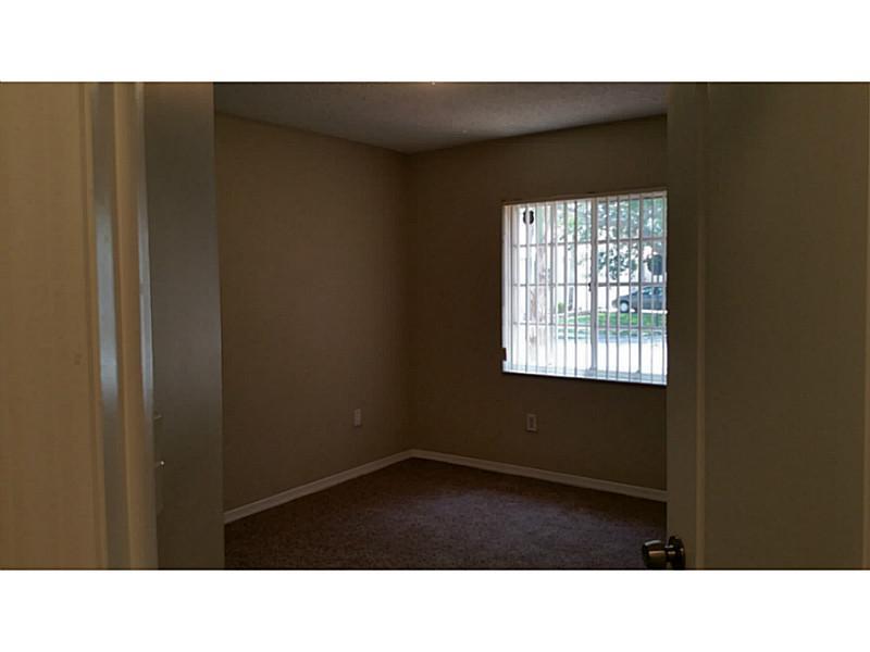 SILVER LAKES AT PEMBROKE - Residential Lease