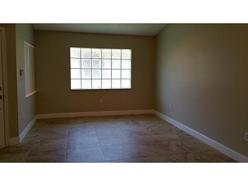 SILVER LAKES AT PEMBROKE - Residential Lease