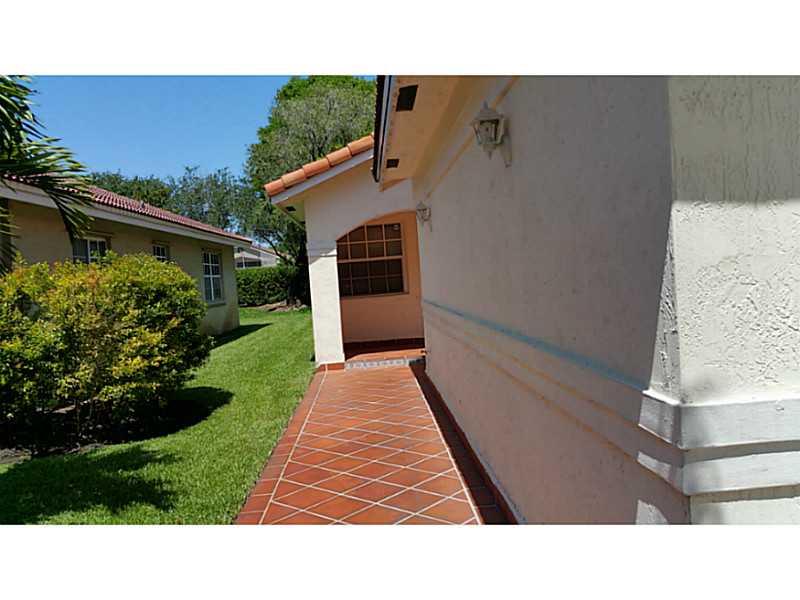 SILVER LAKES AT PEMBROKE - Residential Lease