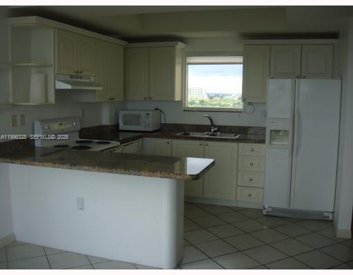 Coral Plaza Of Miami Cond - Residential Lease