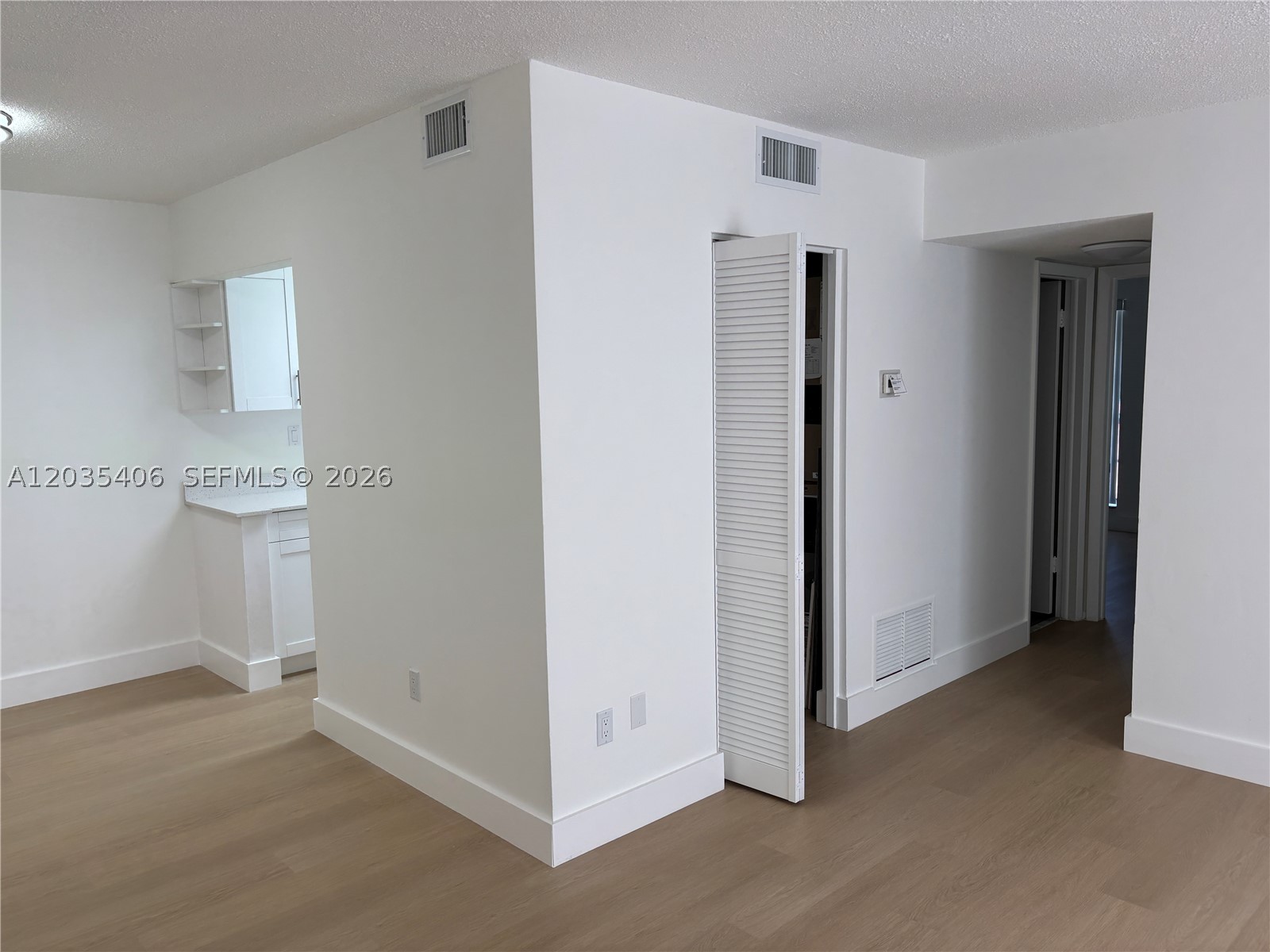 SPANISH TRACE CONDO - Residential