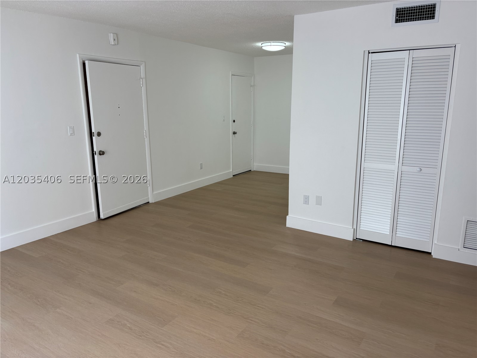 SPANISH TRACE CONDO - Residential