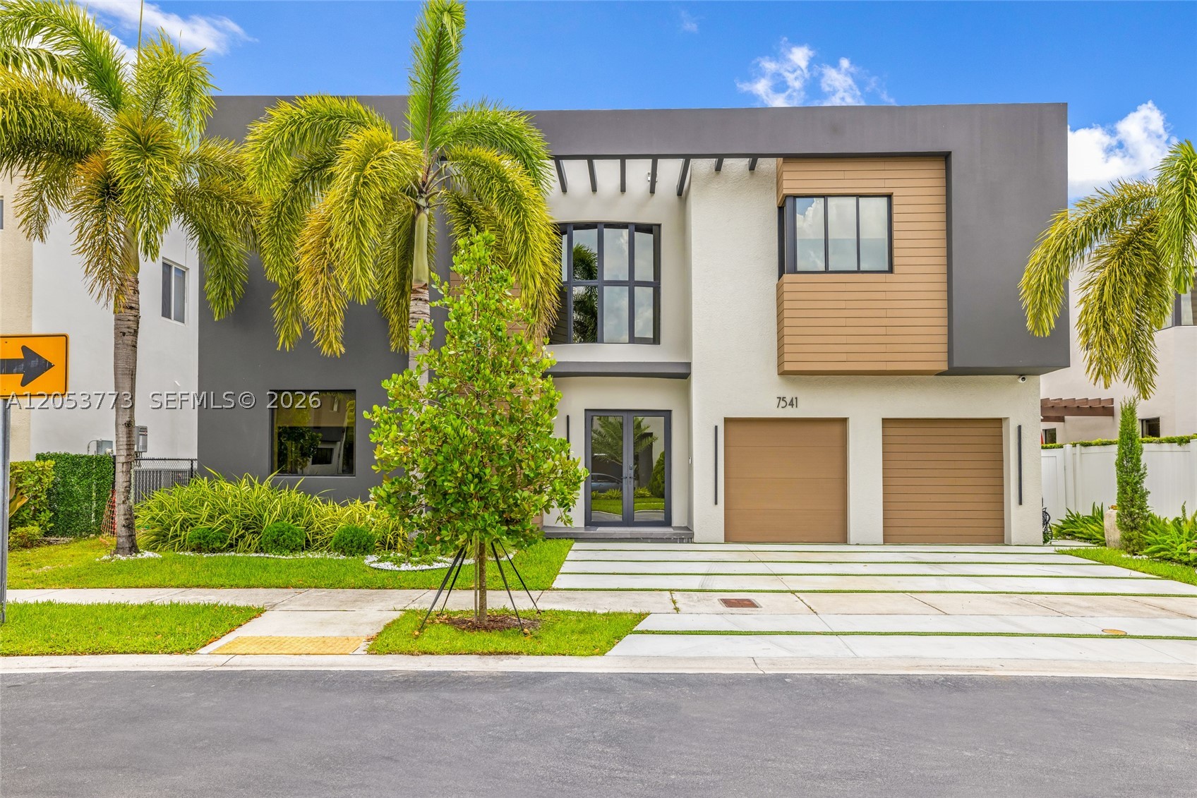 DORAL COMMONS RESIDENTIAL - Residential