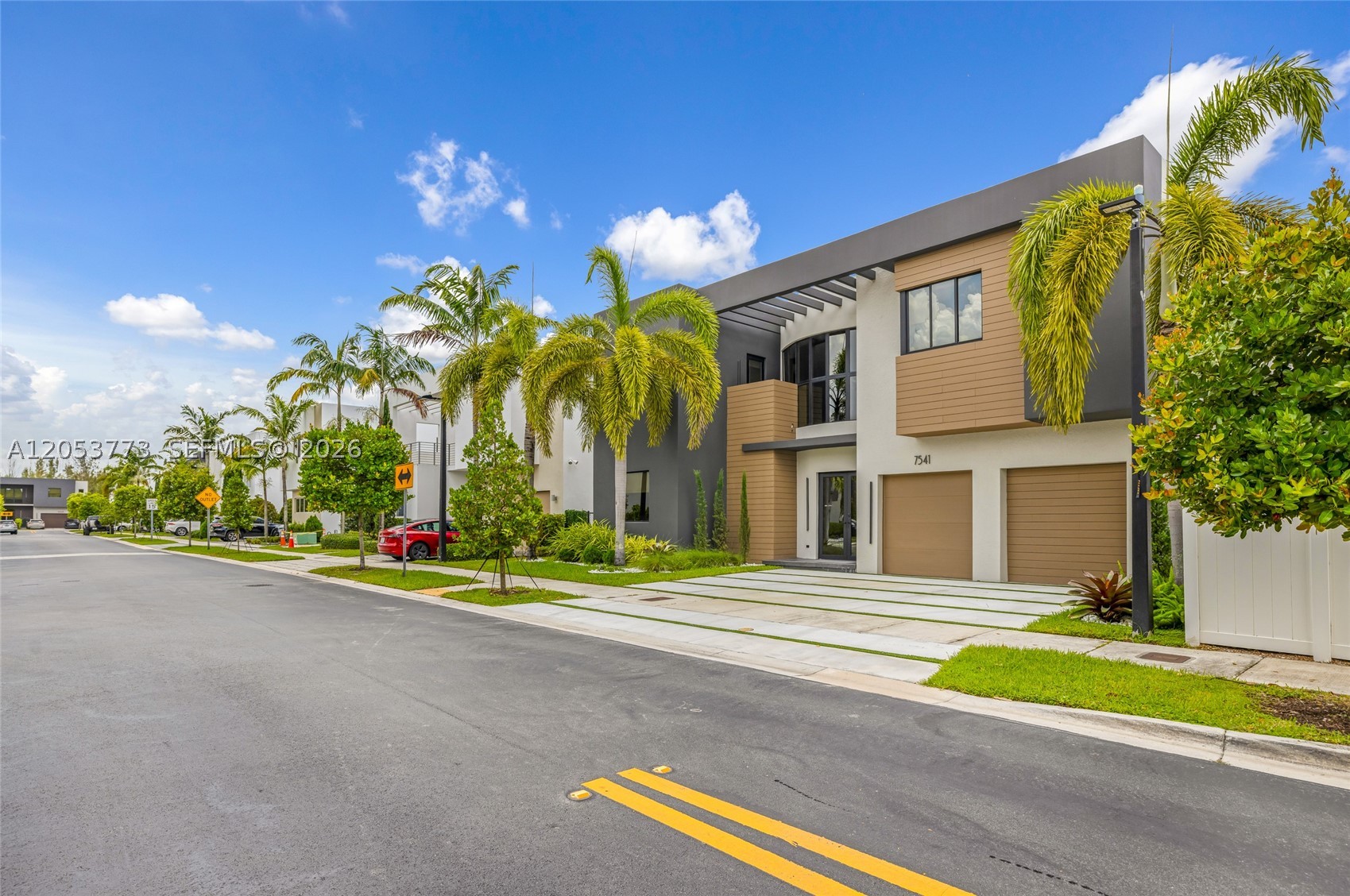 DORAL COMMONS RESIDENTIAL - Residential