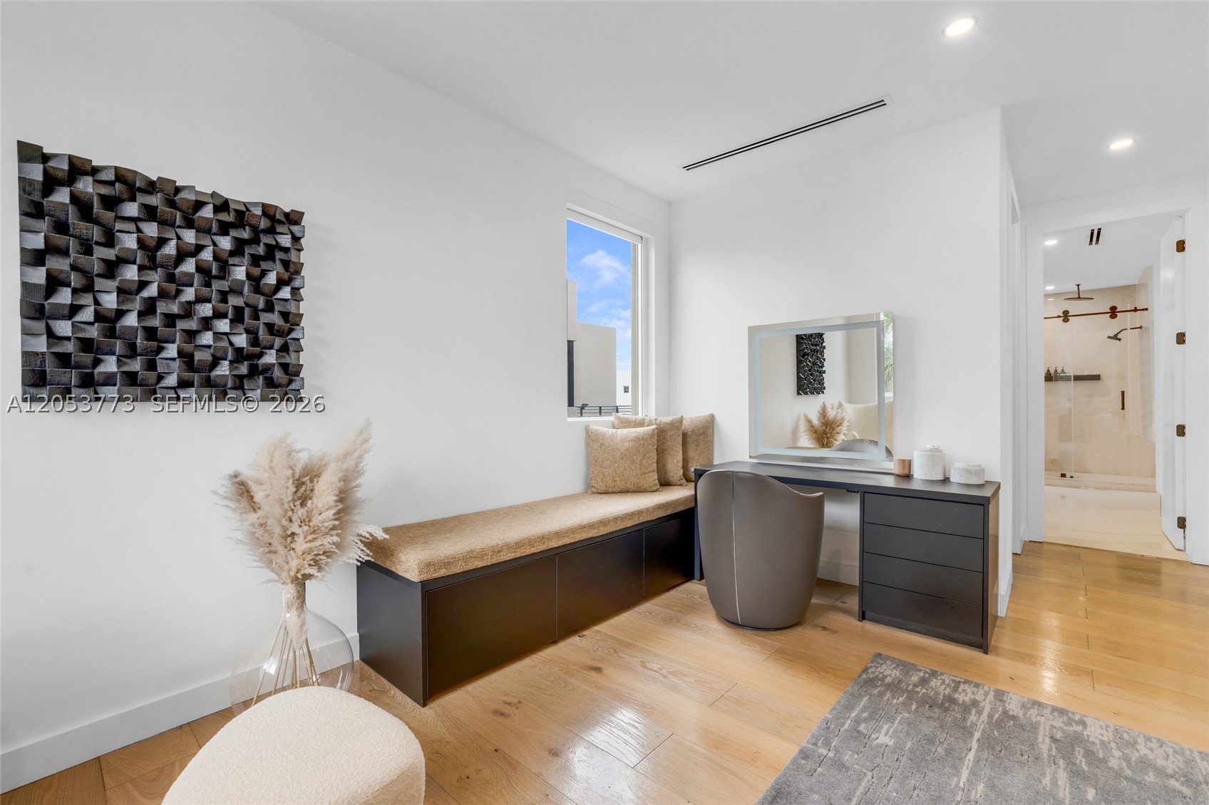 DORAL COMMONS RESIDENTIAL - Residential