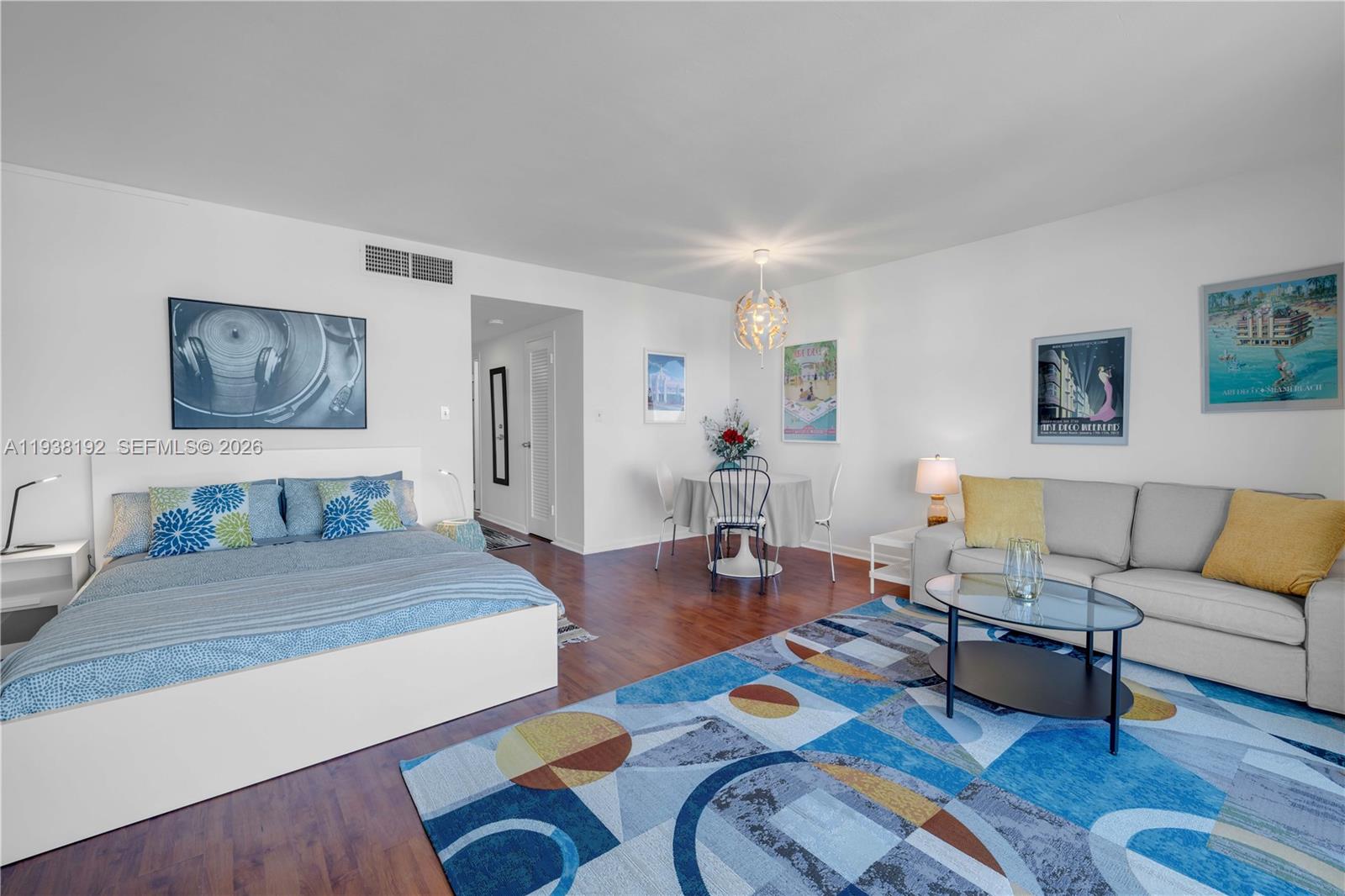 MIRADOR 1200 CONDO - Residential