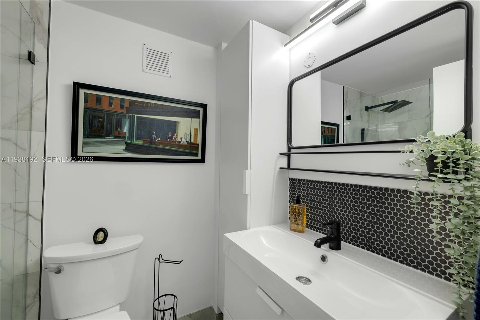 MIRADOR 1200 CONDO - Residential